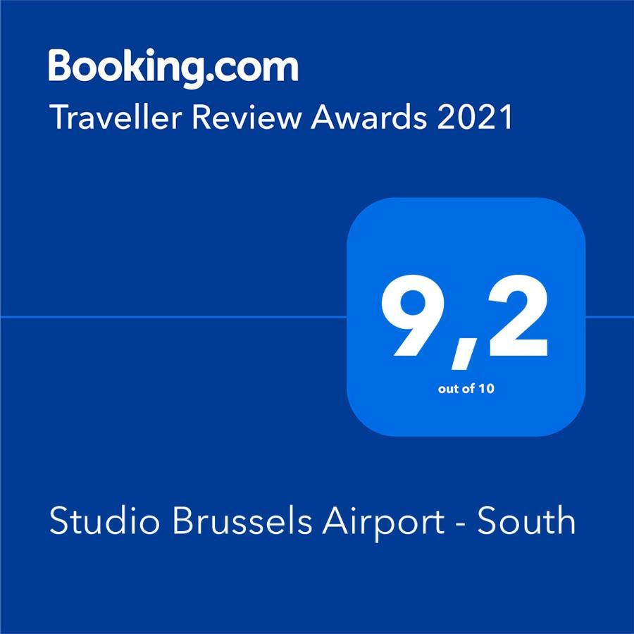 Studio Brussels Airport - South Завентем Екстериор снимка